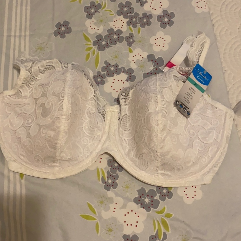 NWT playtex bra . But one get 2 free.